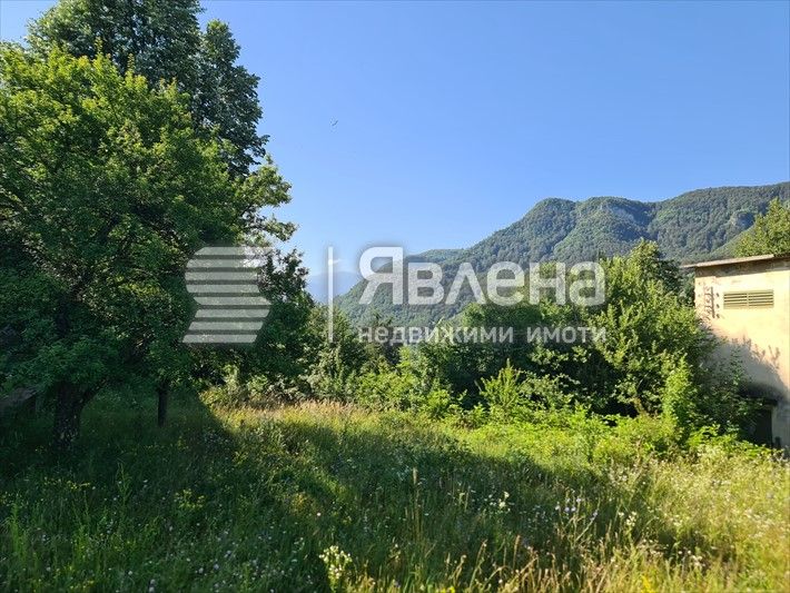 Почивна база в град Тетевен, подходяща за хотел