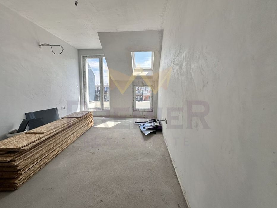Продава се Тристаен апартамент в Пловдив, Остромила - 124 кв.м за 626 €/кв.м - Снимка #3
