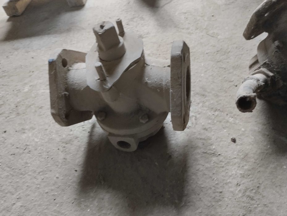 Битумный кран д-80