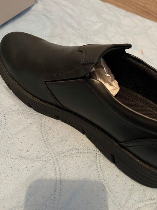 Обувки-44 номер.Не са обувани нито веднъж