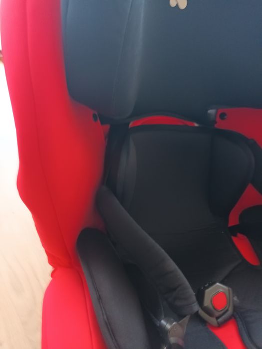 Детско столче за автомобил