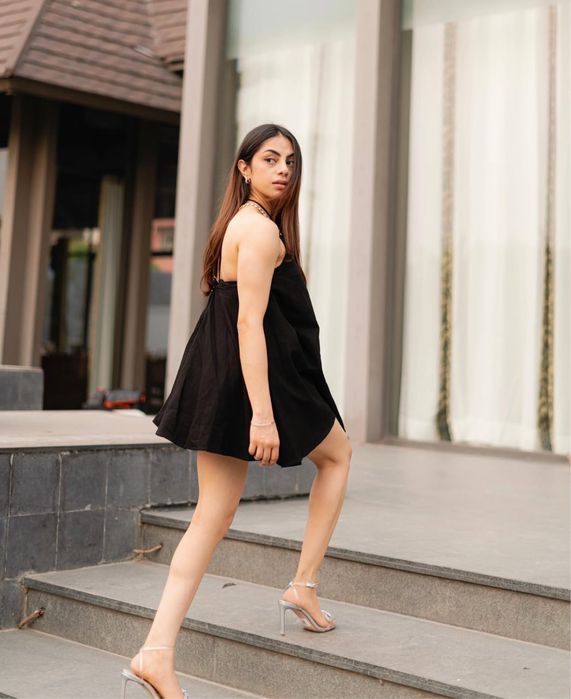 Rochie Zara scurta, neagra