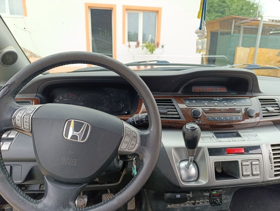 Se vinde Honda Frv