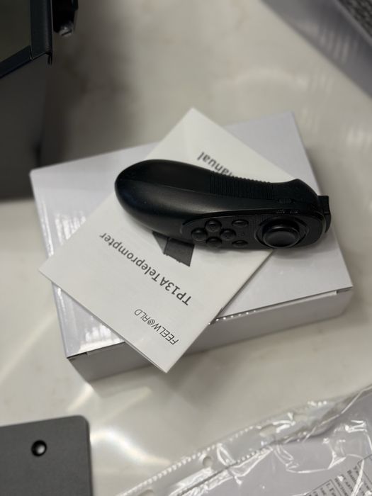 Телепромптер Feelworld Portable Folding Teleprompter 13″ / аутокю