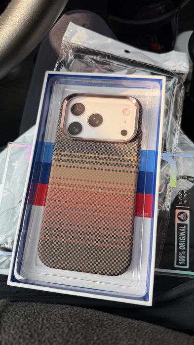 Айфон 17 про чехол