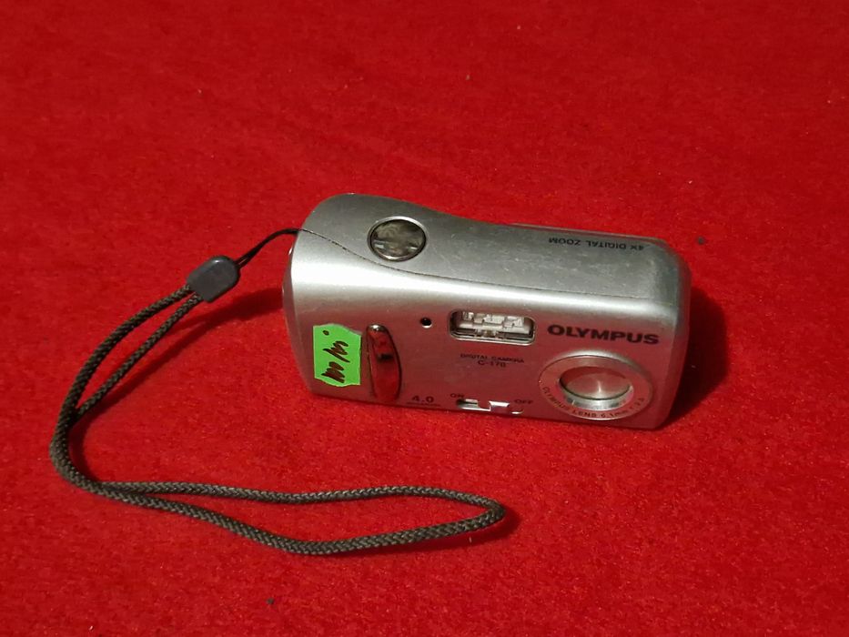 Aparat Photo digital perfect funcțional . Fara accesorii