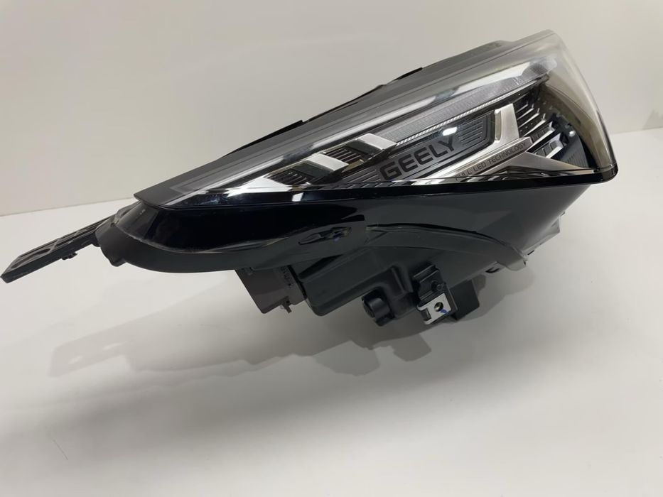 Фара правая Geely Coolray Рестайлинг I