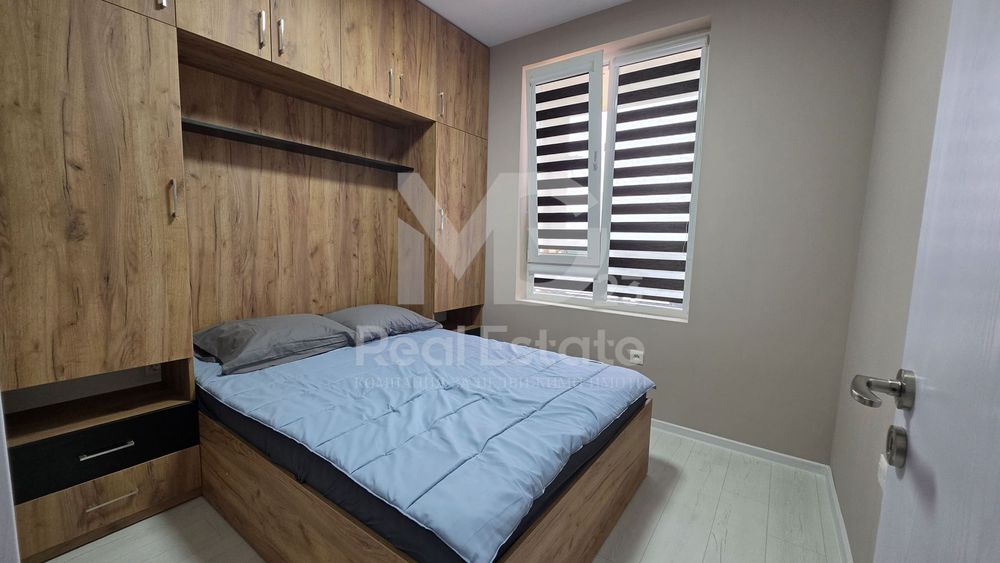 Продава се Тристаен апартамент в Пловдив, Христо Смирненски - 77 кв.м за 848 €/кв.м - Снимка #8