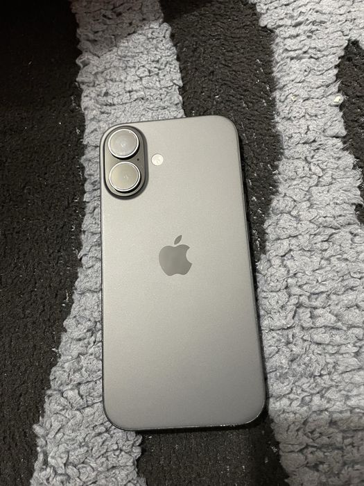 Iphone 16 full box