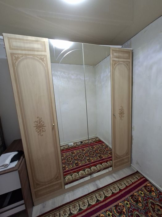 Продам шифонер платиновый