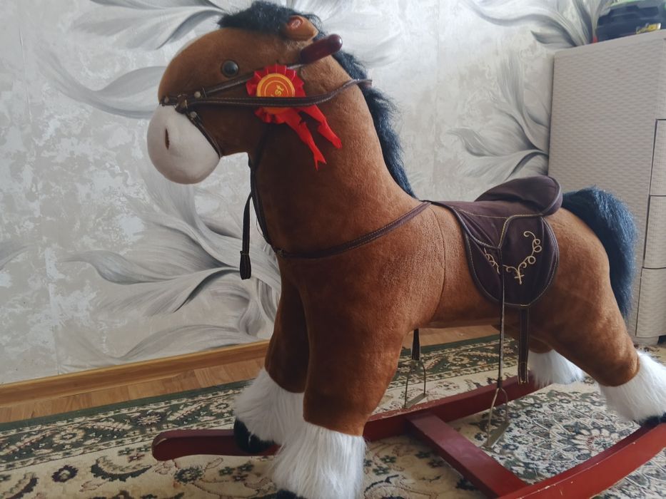 Конь качалка для детей