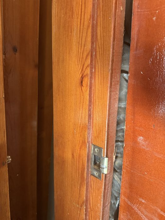 Деревянные двери