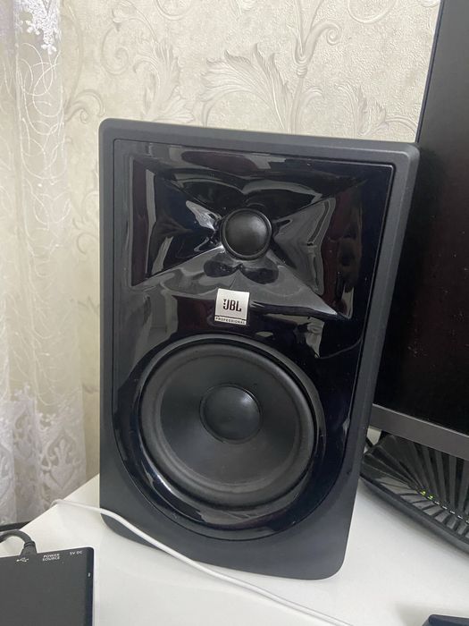 JBL 305p mkii мониторы