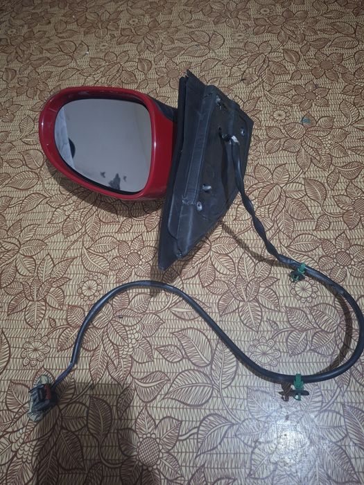 Golf V странично огледало