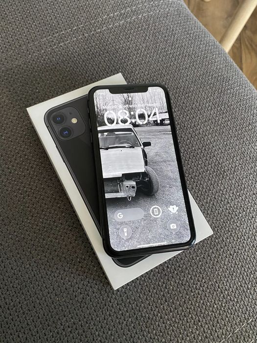 • Apple iphone 11
