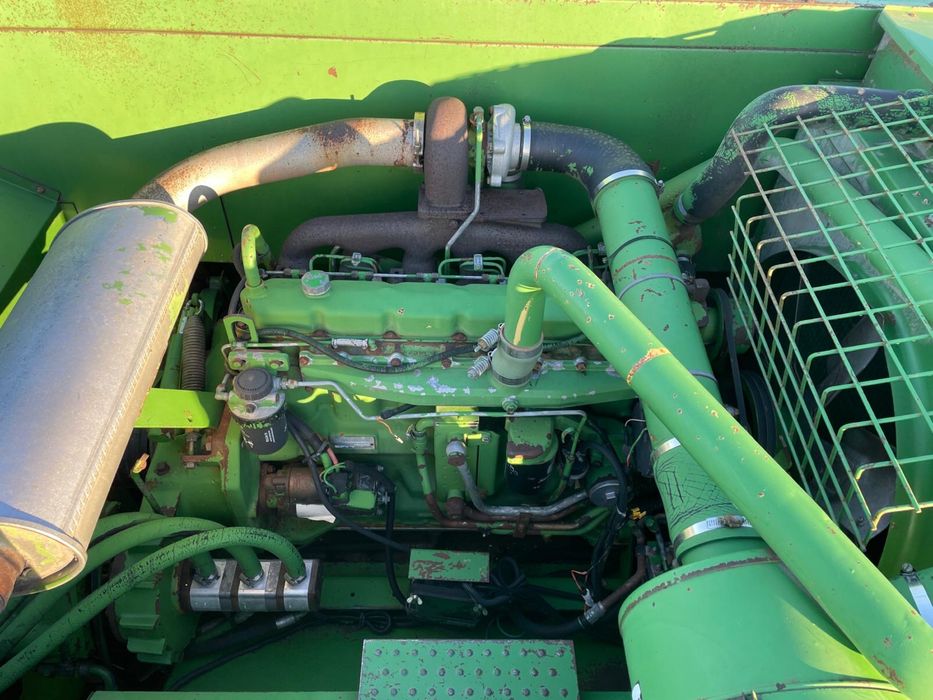 Combina John Deere 2054