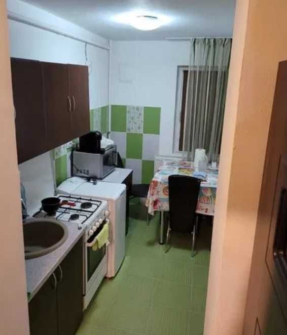 Дава се под наем Едностаен апартамент в Пловдив, Старият град - 40 кв.м за 178.5 € - Снимка #1