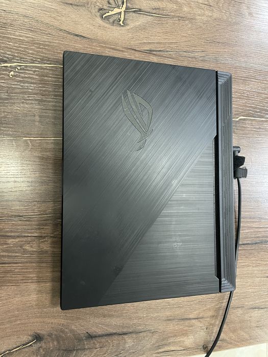 ноутбук ASUS ROG STRIX G512L
