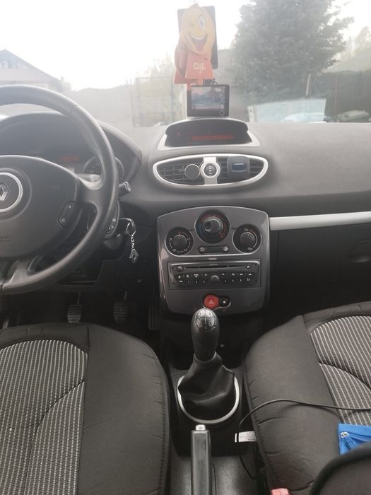 RENAULT Clio 2011 — imagine 19