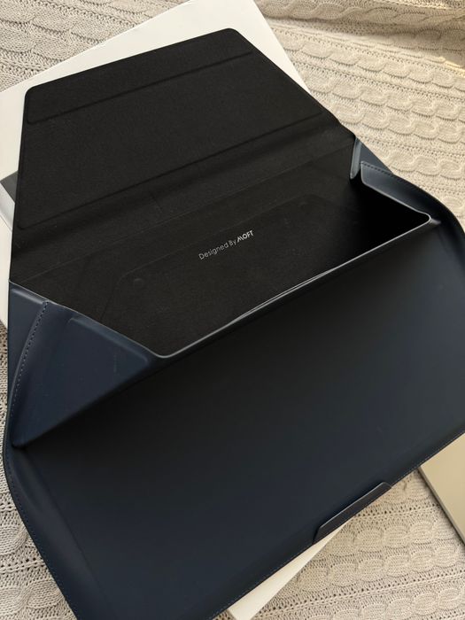 MacBook Pro 16 2021, 16/1 Tb, M1 Pro, Silver + Чехол moft