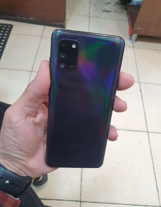 Samsung a31 128 GA 4 ram