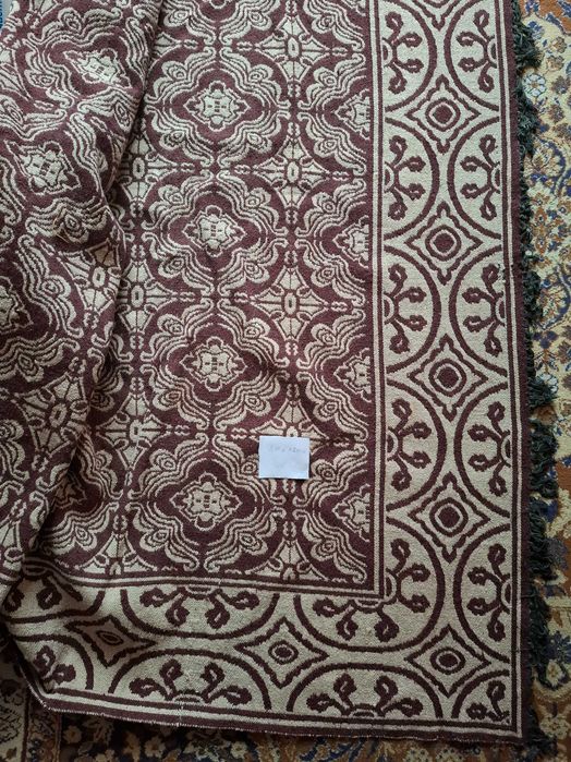 Килим жакардов двулицев