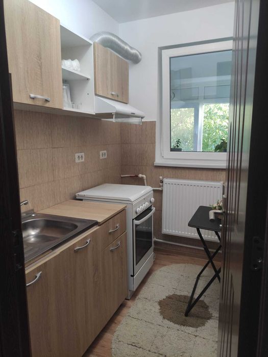 Garsonieră de închiriat