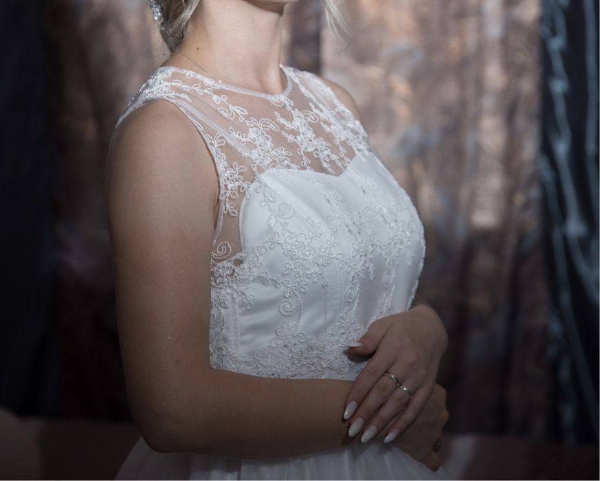 Свадебное платье