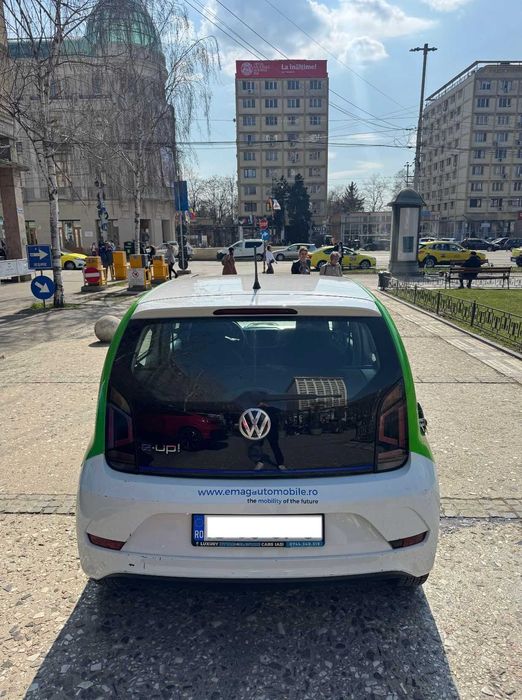 Volkswagen Up 2019 electric, 5.714 € — imagine 4
