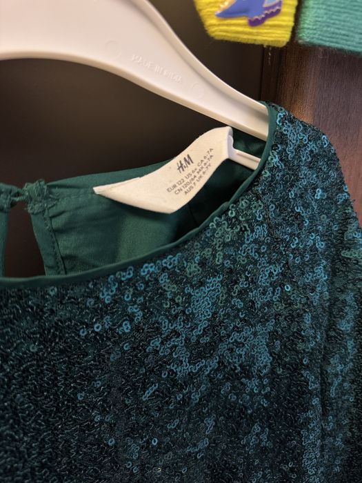 Rochita paiete H&M marimea 122