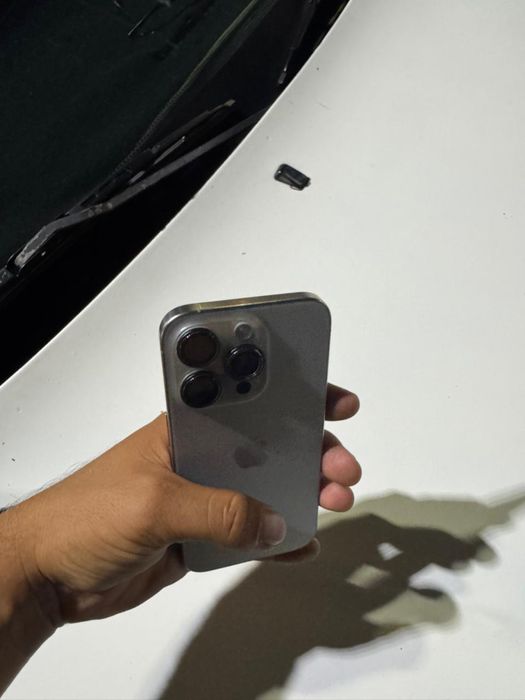 Iphone  15pro 256гб