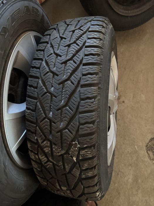 Vand jante + cauciucuri + rezerva pentru opel