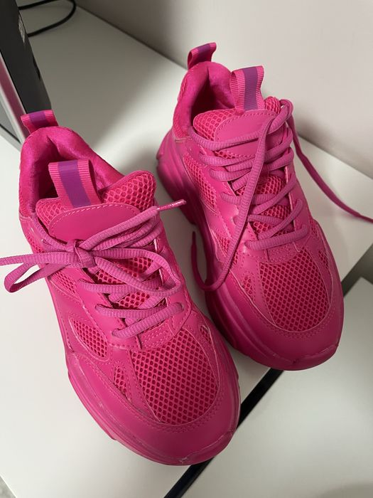 Дамски цикламени маратонки H&M