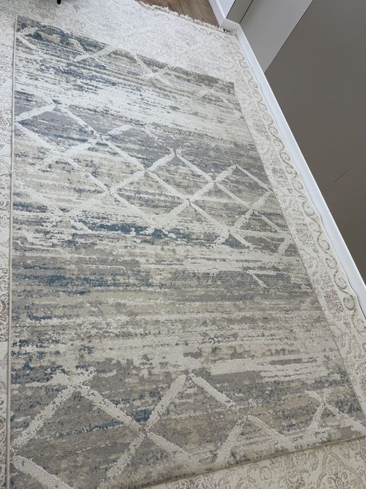 Ковер СРОЧНО!!! Размер: 150 на 230