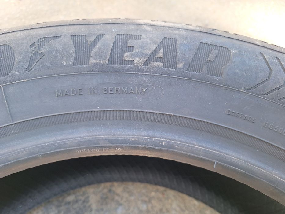 7.84mm! 215 55 16 Goodyear efficientgrip performance