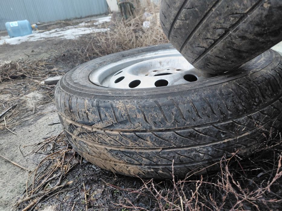 Продажи шины с диской