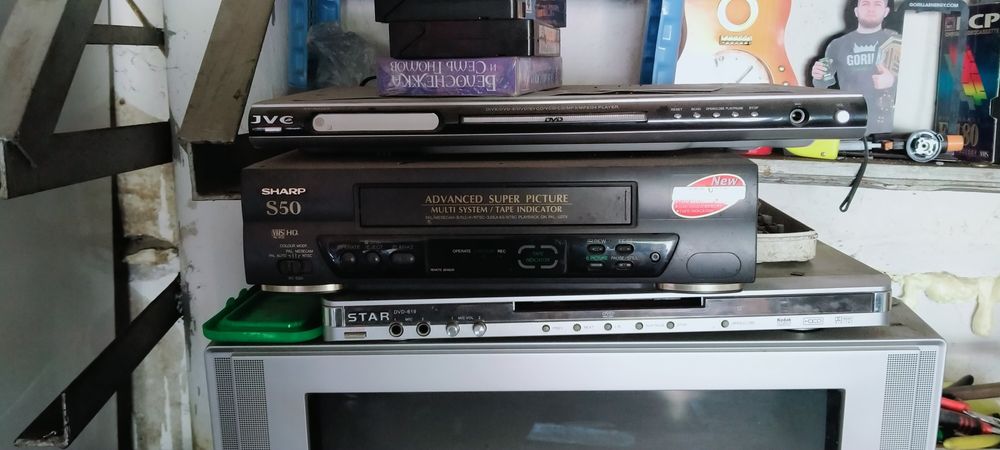 Телевизор,видео магнитофон,dvd