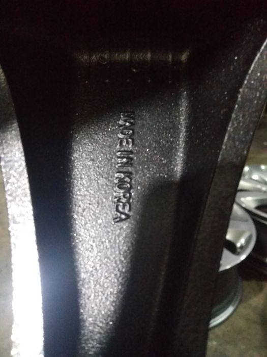 Киа оригинал на 18