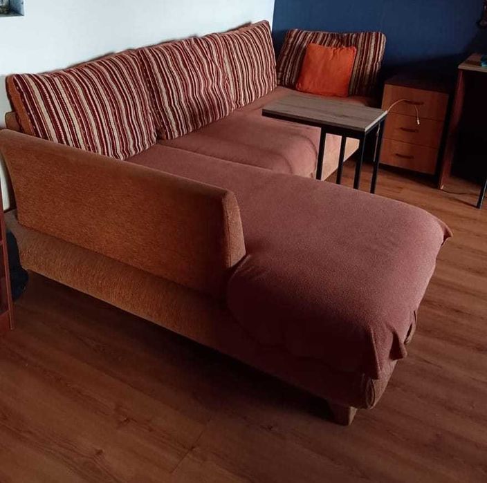 Отдам бесплатно диван