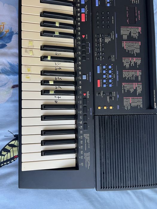 Vânzare Yamaha PSR-600 (An 1992) – Stare de funcționare / Ideală începători și studiu acasă