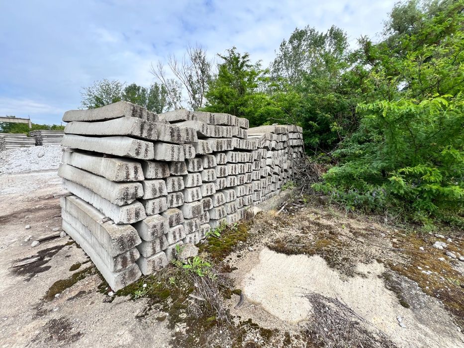 Бетонни Траверси и Бетонни Канавки Бетонни бордюри