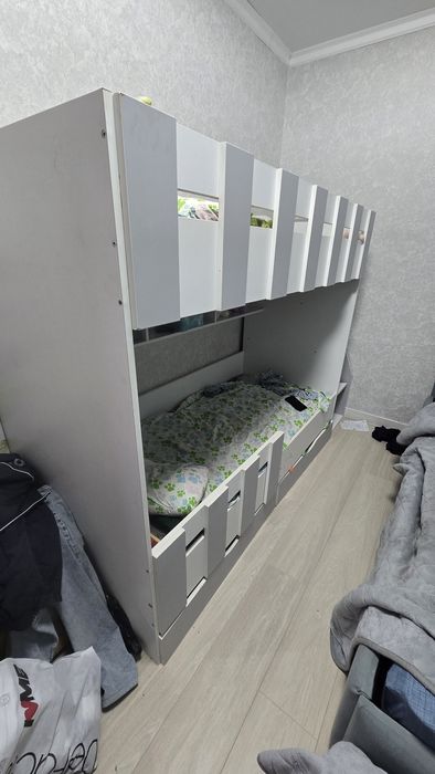 Продам б/у кровать