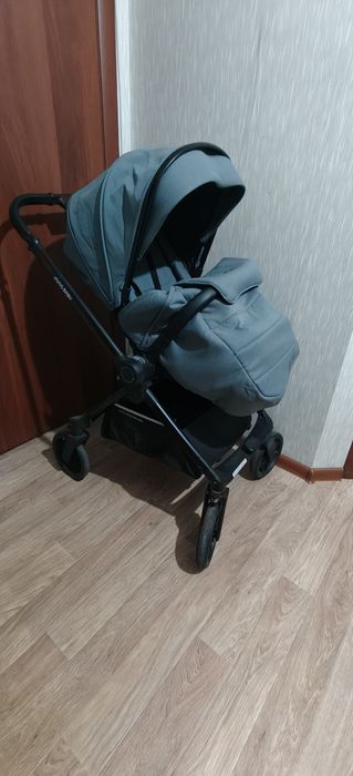 Коляска трансформер с двумя
