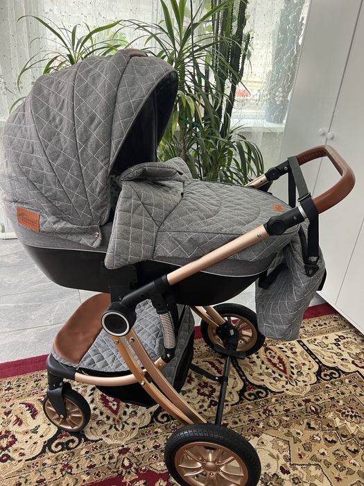 Продам коляску