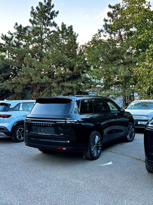 2026 restyling C16 Leapmotor Gibrid