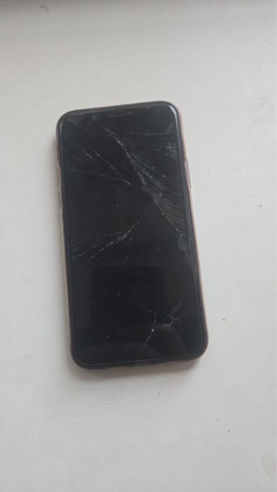 iPhone 11 pro 256гб 100%