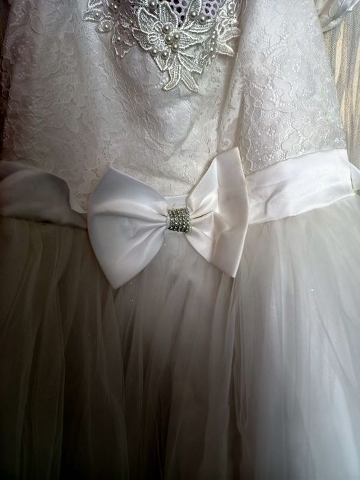 Продам шикарное платье