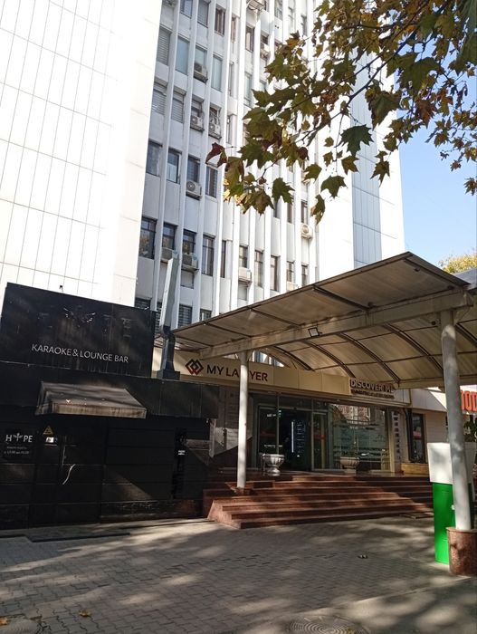 Срочно. Продаю целый этаж.