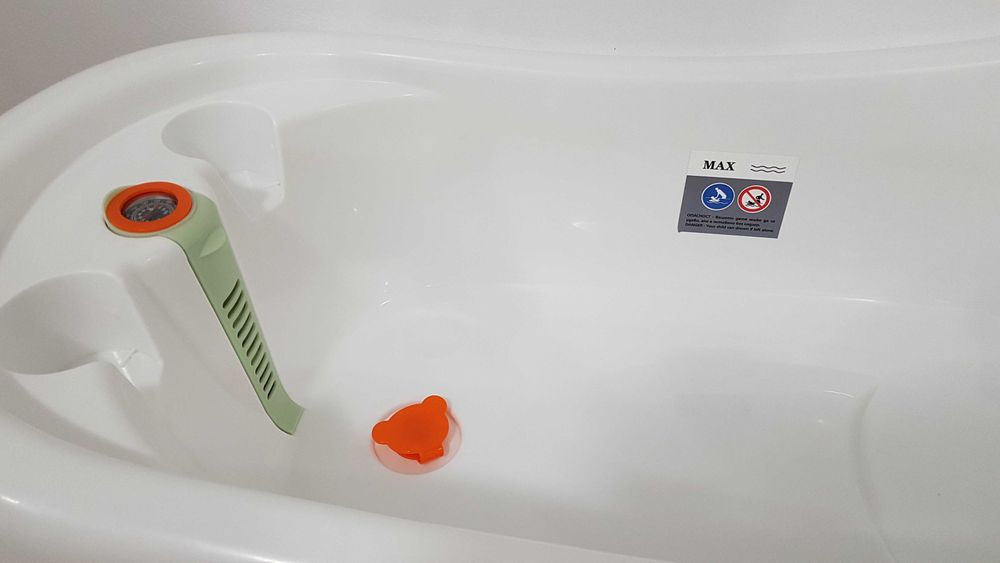 Бебешка вана с подложка Chipolino Bubble, минт 91 см