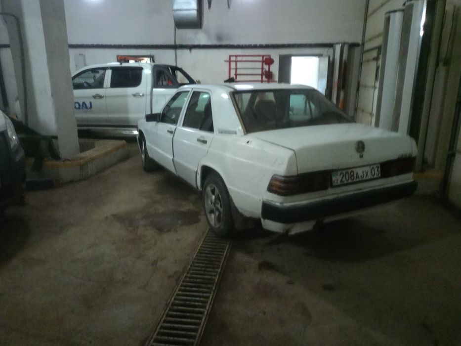 Продам 190 мерс срочно